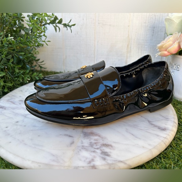 TORY BURCH Patent LeatherBallet Loafers Perfect Black size 8.5 NEW